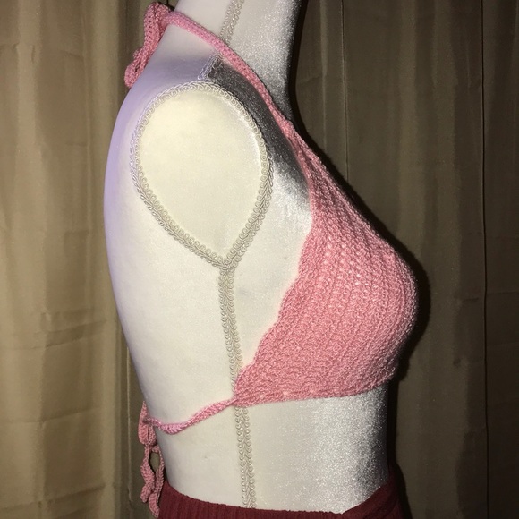 NWOT-Handmade Crochet Bikini Top - Picture 3 of 4